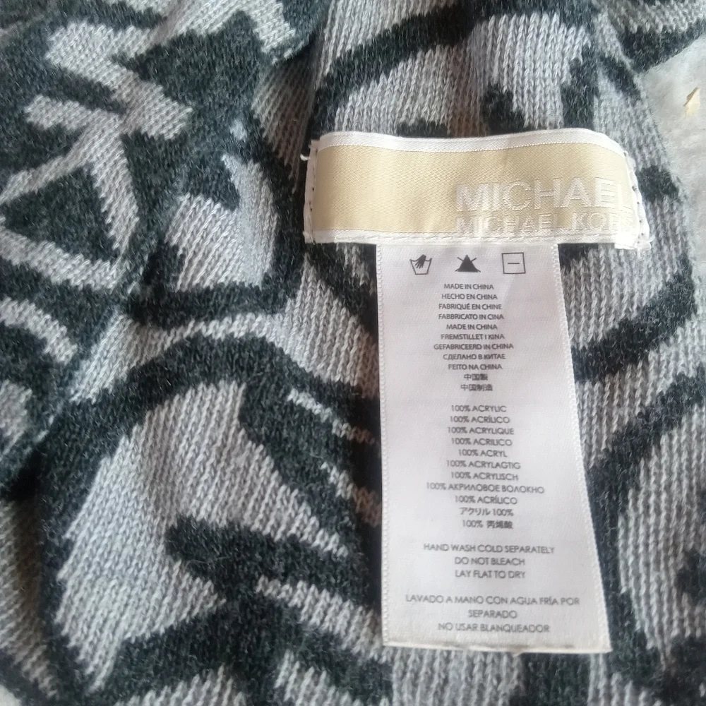 Michael Kors Gray And Black Logo Scarf Unisex